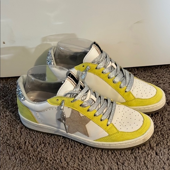 Stu Shop Sneakers with Silver Star 6.5 - Picture 1 of 5